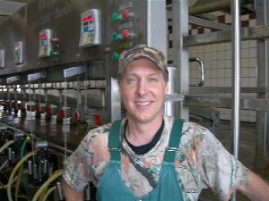 Dr. Robert Zukowski - large animal veterinarian - Marshfield Veterinary Service - Marshfield, WI Dr. Robert Zukowski - large animal veterinarian - Marshfield Veterinary Service - Marshfield, WI