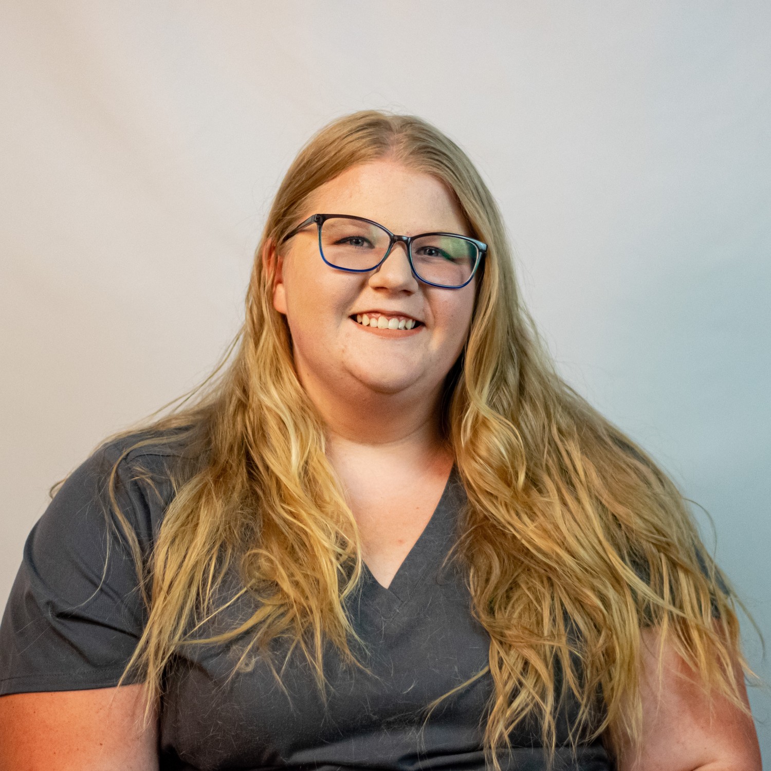 Alysha, Veterinary Assistant