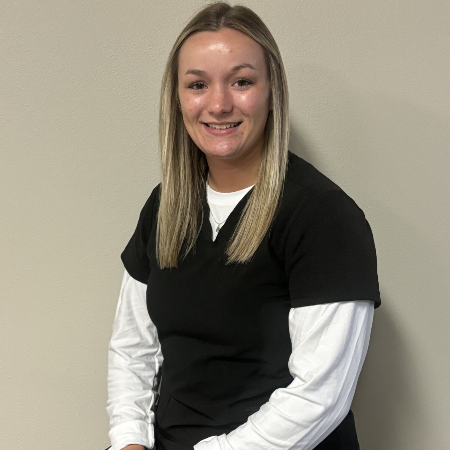 Jordyn, Veterinary Assistant 
